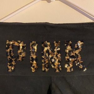 Women’s VS PINK Bling Capri Yoga Leggings